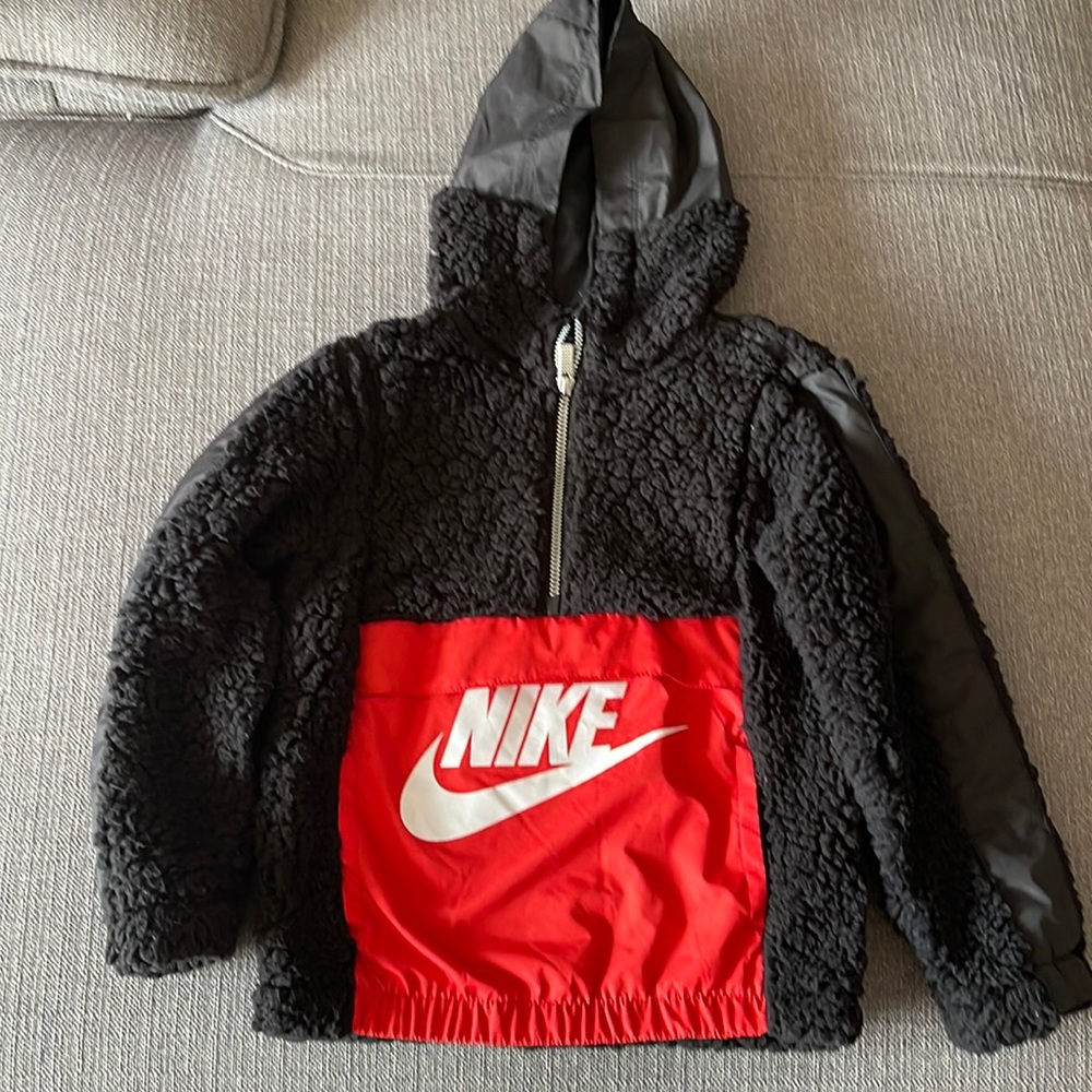 Nike 7 years boy’s sweatshirt
